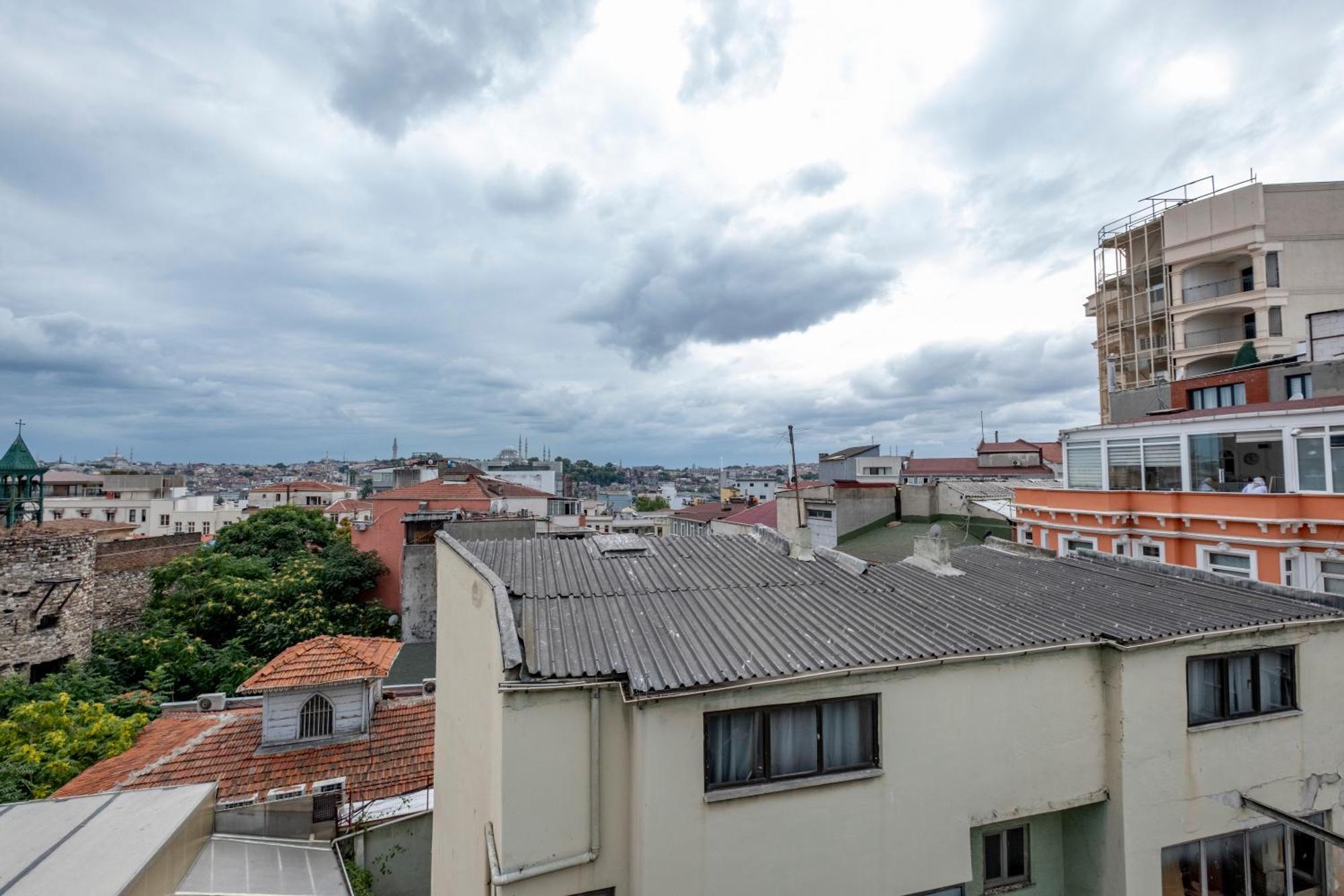 Galata Trend Apart Apartment Istanbul Bagian luar foto
